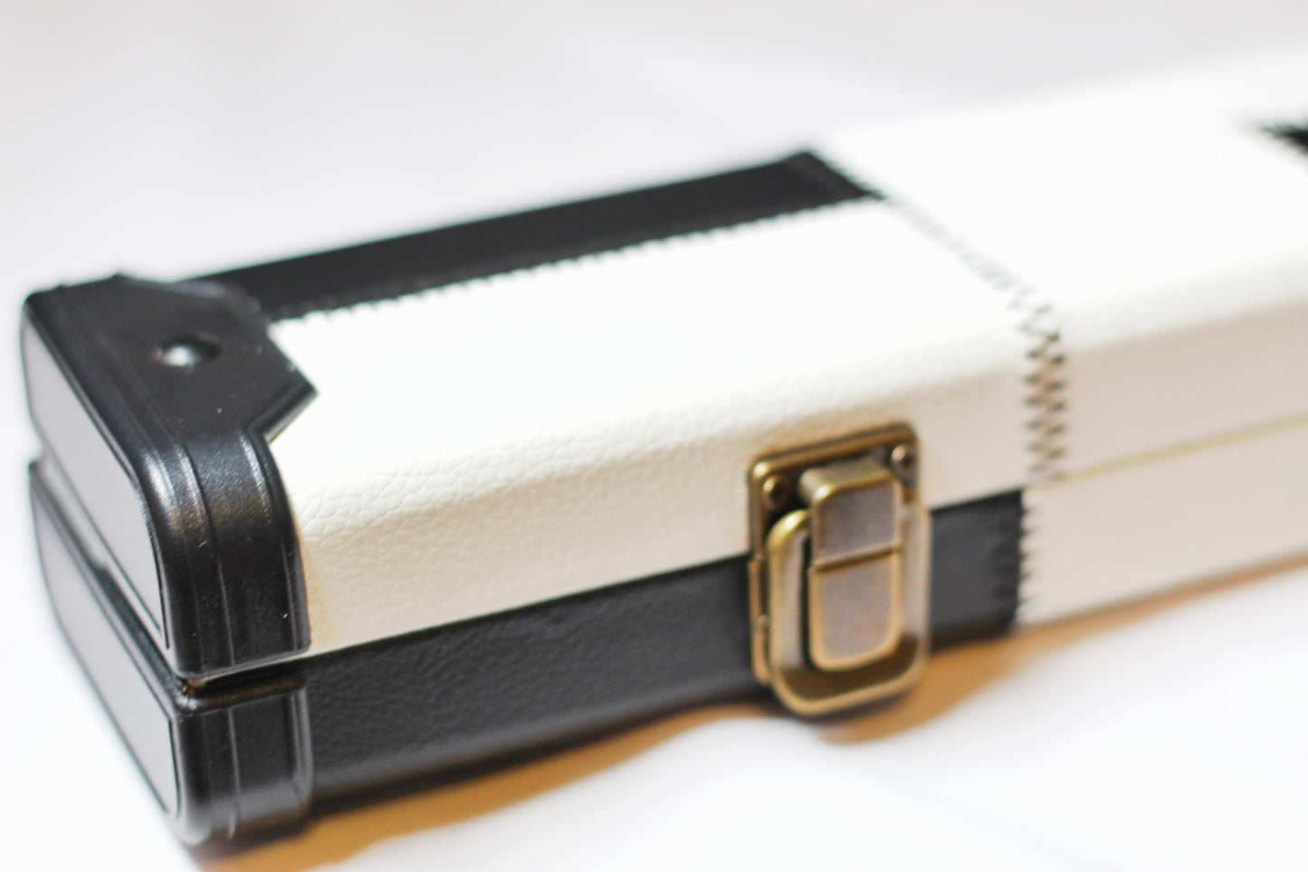 Black & White Patch | 3/4 Cue Case - Perry Cues