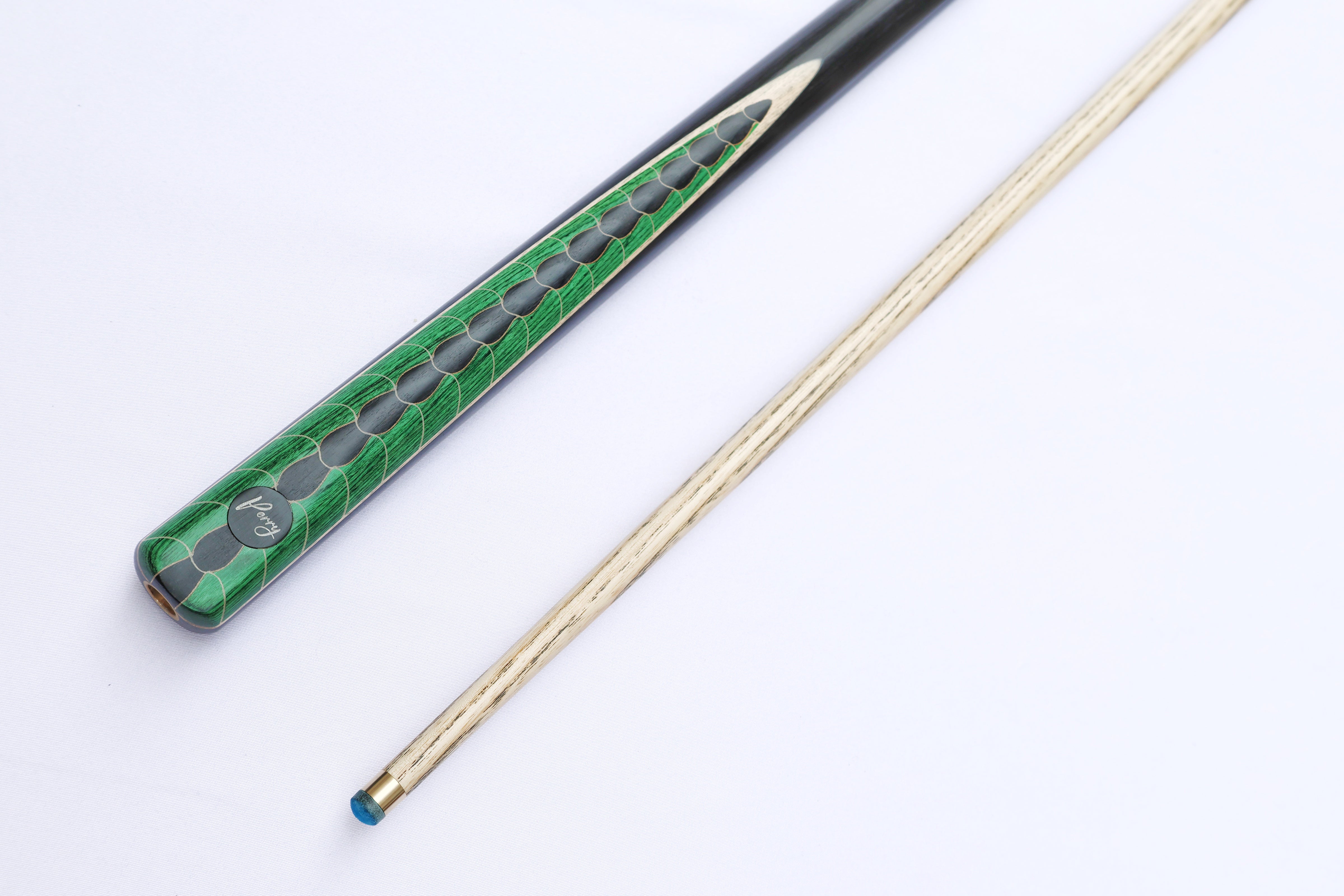 Dragon Green | 9mm Cue - Perry Cues