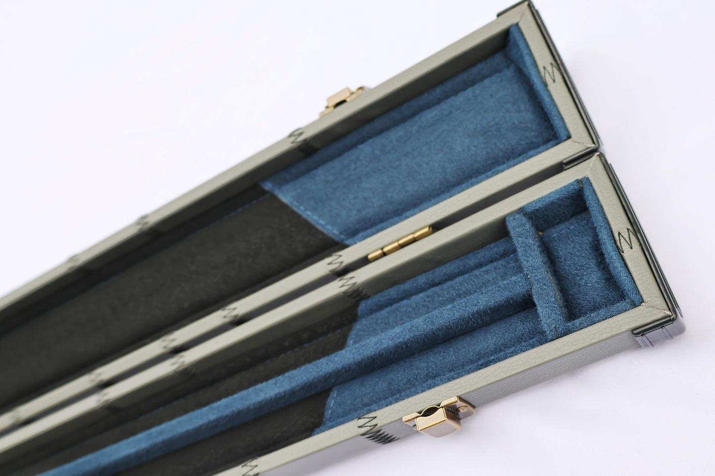 Grey Patch | 3/4 Cue Case - Perry Cues